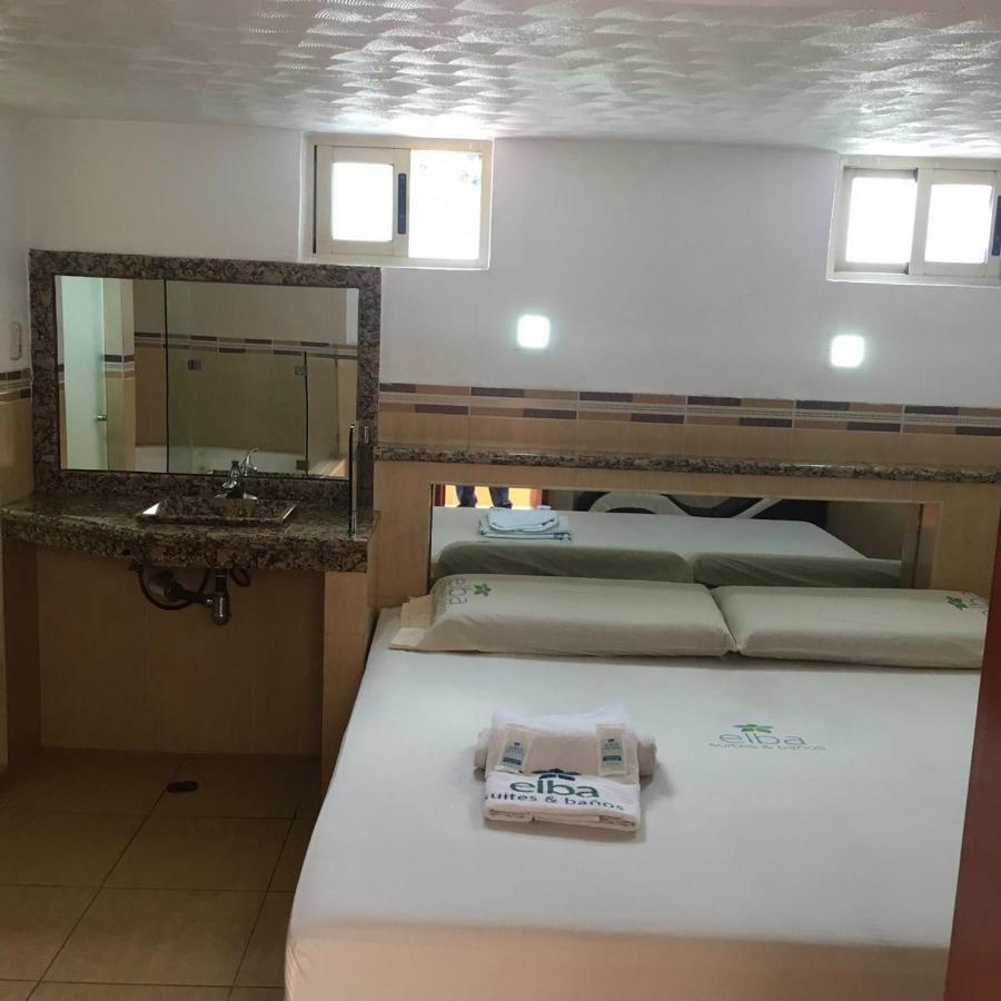 Hotel & Suites Elba Toluca Kültér fotó