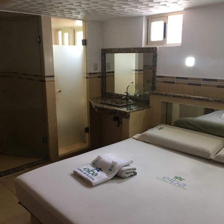 Hotel & Suites Elba Toluca Kültér fotó
